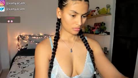 Snapshot of midnight_vk chatting on 03-08-26, 01:14 VanyaKlaus online show from 03-08-26, 01:14