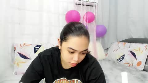 Bunny 3 online show from 10-16-25, 01:12