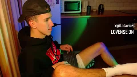 Snapshot of midnighter__ chatting on 09-30-25, 02:49 Alexey or just Alex online show from 09-30-25, 02:49