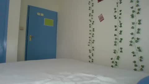 Naught Kelly online show from 02-21-26, 09:32