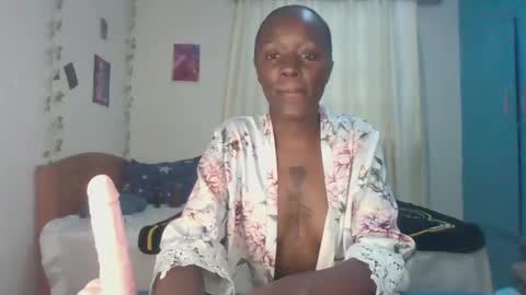 Naught Kelly online show from 05-04-26, 04:19