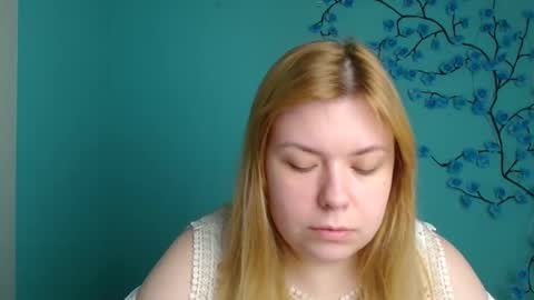 Mariana online show from 05-09-26, 05:23