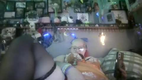 midnightseducer1 online show from 04-05-26, 12:57