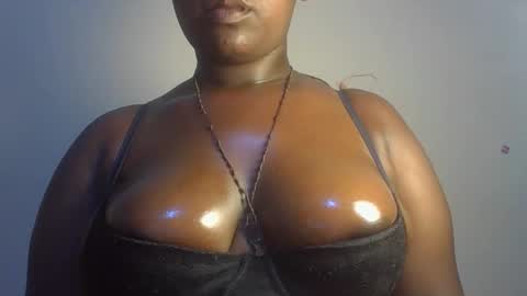Snapshot of midnightt_curves chatting on 06-05-26, 07:08 midnightt_curves online show from 06-05-26, 07:08