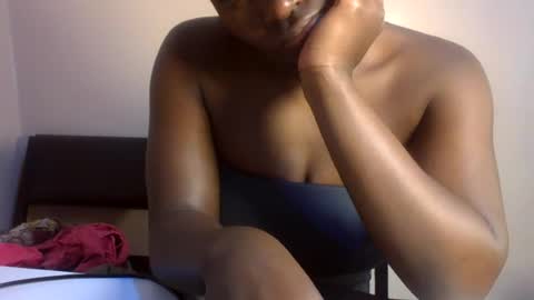Snapshot of midnightt_curves chatting on 07-01-26, 04:40 midnightt_curves online show from 07-01-26, 04:40