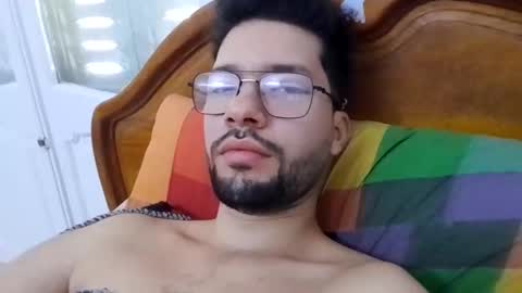 Snapshot of midoumas1 chatting on 12-22-24, 10:17 Sam online show from 12-22-24, 10:17