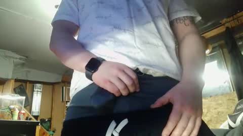 Snapshot of midtownhustler chatting on 06-03-26, 11:46 midtownhustler online show from 06-03-26, 11:46