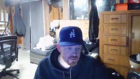 Snapshot of midtownhustler chatting on 06-03-26, 04:45 midtownhustler online show from 06-03-26, 04:45