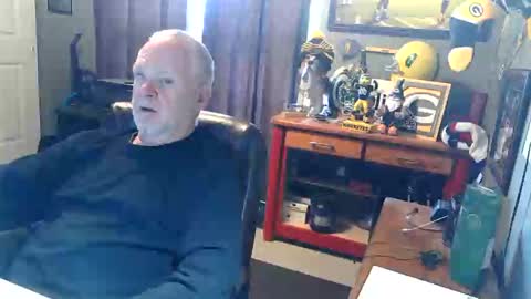 Snapshot of midwestdad09 chatting on 05-06-26, 02:55 midwestdad09 online show from 05-06-26, 02:55