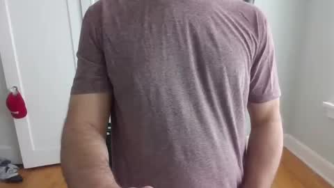 Snapshot of midwestdad2026 chatting on 04-07-26, 02:17 midwestdad2026 online show from 04-07-26, 02:17