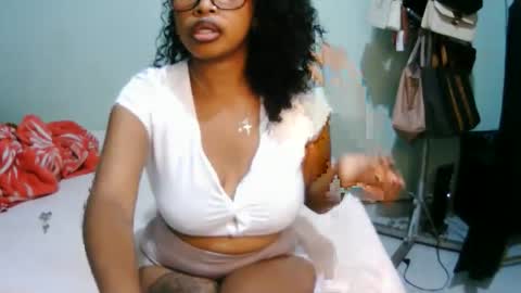 miel_07 online show from 02-26-26, 07:57