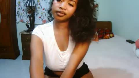miel_07 online show from 05-08-26, 07:25