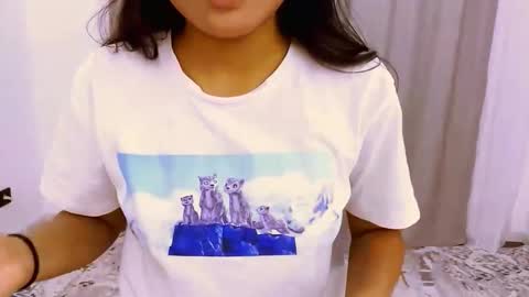 Mia online show from 01-17-26, 05:05