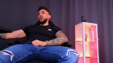 MightyAaron online show from 02-01-25, 10:05