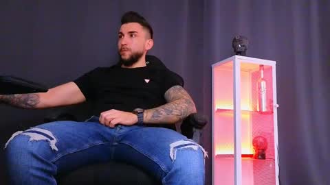 MightyAaron online show from 02-16-25, 07:48