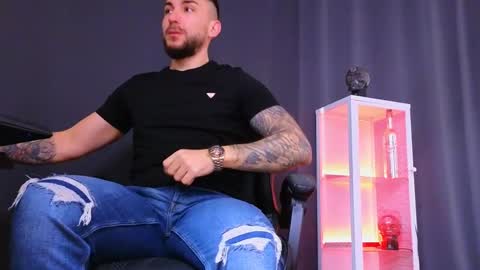 MightyAaron online show from 02-23-25, 07:11