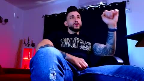 MightyAaron online show from 09-24-25, 06:28