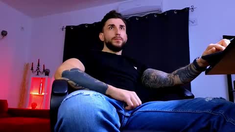 Snapshot of mightyaaron chatting on 02-15-26, 07:51 MightyAaron online show from 02-15-26, 07:51