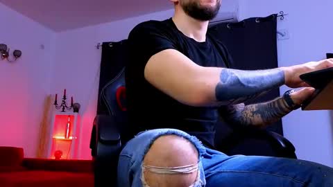 Snapshot of mightyaaron chatting on 02-20-26, 07:36 MightyAaron online show from 02-20-26, 07:36