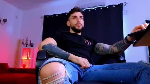 Snapshot of mightyaaron chatting on 02-24-26, 02:26 MightyAaron online show from 02-24-26, 02:26