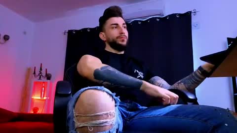 Snapshot of mightyaaron chatting on 03-22-26, 05:33 MightyAaron online show from 03-22-26, 05:33