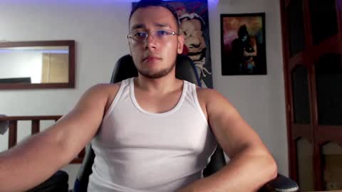 Strong Man online show from 01-09-25, 03:26