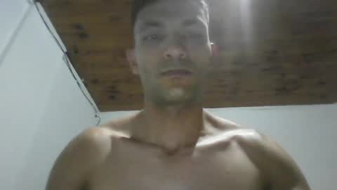 Snapshot of miguelo36 chatting on 06-16-26, 04:04 miguelo36 online show from 06-16-26, 04:04