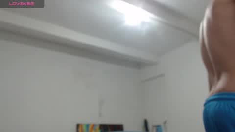 Snapshot of miguenm chatting on 09-16-25, 10:44 miguel online show from 09-16-25, 10:44