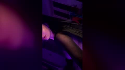 Snapshot of mihadttraf chatting on 03-08-26, 07:39 Midah online show from 03-08-26, 07:39