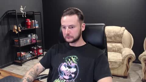 Misha Winchester online show from 10-15-25, 05:57