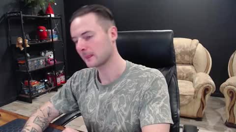 Misha Winchester online show from 12-22-25, 12:24