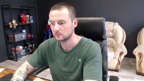 Misha Winchester online show from 05-10-26, 11:26