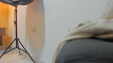 Snapshot of miia03 chatting on 03-28-26, 11:32 Miia online show from 03-28-26, 11:32