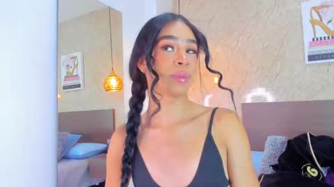 Snapshot of miia03 chatting on 04-06-26, 12:17 Miia online show from 04-06-26, 12:17