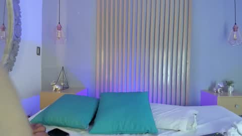 Snapshot of miia_blaze chatting on 02-13-26, 11:28 Mia online show from 02-13-26, 11:28