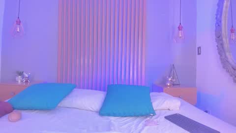 Snapshot of miia_blaze chatting on 03-16-26, 01:04 Mia online show from 03-16-26, 01:04