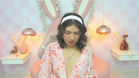 Snapshot of miia_desire chatting on 04-14-26, 04:29 Mia Desire online show from 04-14-26, 04:29
