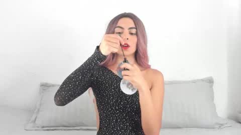 miia_evans01 online show from 10-27-25, 12:09