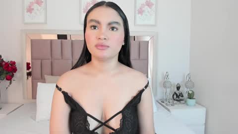 Mia  online show from 03-07-25, 11:18