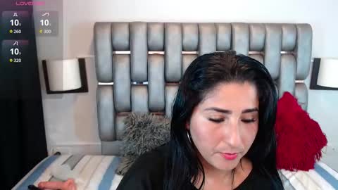 Snapshot of miia_rousee_ chatting on 03-24-26, 11:54 ROUSSE online show from 03-24-26, 11:54