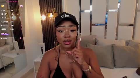 Miia Schwarz  online show from 10-09-25, 11:14