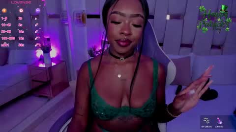 Miia Schwarz  online show from 03-18-26, 12:03