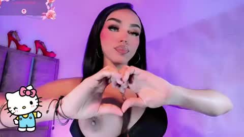 Snapshot of miia_sophia chatting on 07-02-26, 09:15 online show from 07-02-26, 09:15