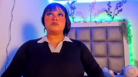 Snapshot of miia_spencer chatting on 05-19-26, 04:52 Mia online show from 05-19-26, 04:52