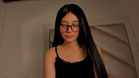 Snapshot of miia_spencer chatting on 07-02-26, 01:39 Mia online show from 07-02-26, 01:39