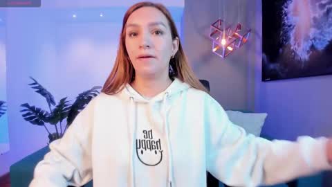 Miia 3 online show from 02-24-26, 11:19