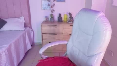 Snapshot of miia_thompson_1 chatting on 07-02-26, 07:53 M I I A online show from 07-02-26, 07:53