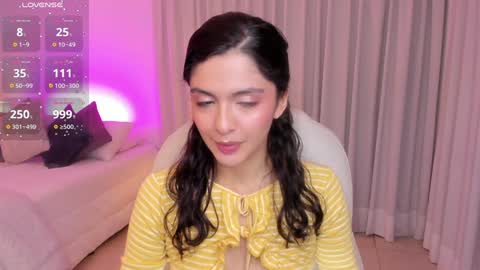 Mia online show from 12-06-24, 03:41