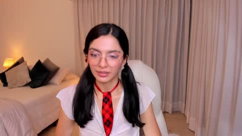 Mia online show from 12-13-24, 06:53