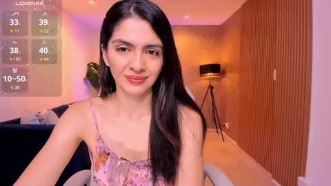 Mia online show from 10-03-25, 11:07